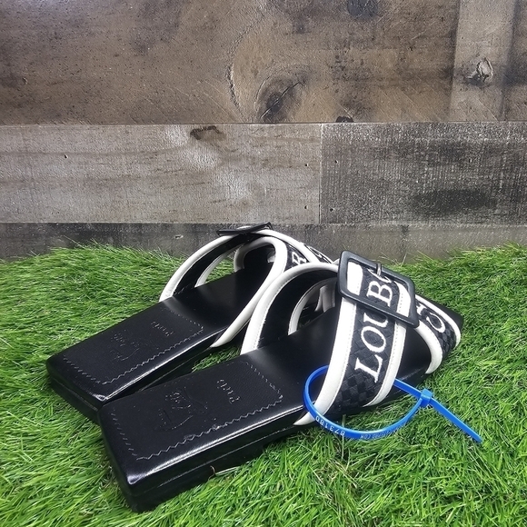 Christian Louboutin Black/White Logo Canvas and Leather Crossimule Flat Slides - Picture 4 of 11